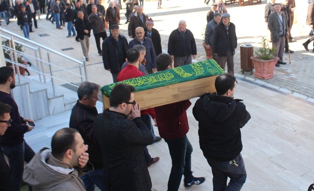 Komşusunun Üzerine Düştüğü Zeynep Bebek, Son Yolculuğuna Uğurlandı