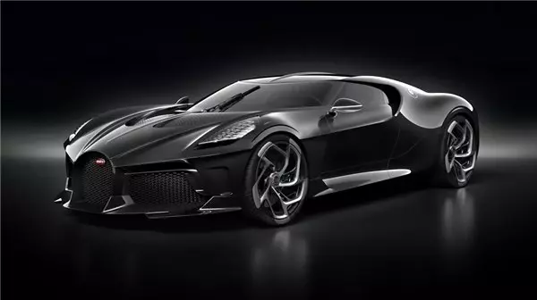 Neredeyse Otoban Fiyatına Satılan Ultra Lüks Araç: Bugatti La Voiture Noire