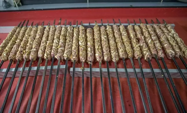 Şanlıurfa'nın Mart ve Nisan Aylarına Özel Kebabı 