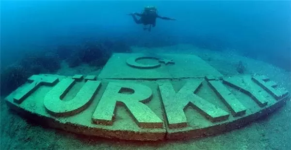 Dünyanın Bilinen En Eski Batığı Antalya Kıyılarında Keşfedildi