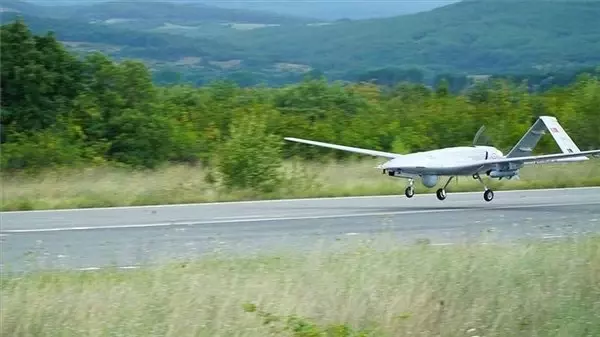 Ukrayna Devlet Başkanı Poroşenko, Türk İha'lar Hakkında Açıklamalarda Bulundu