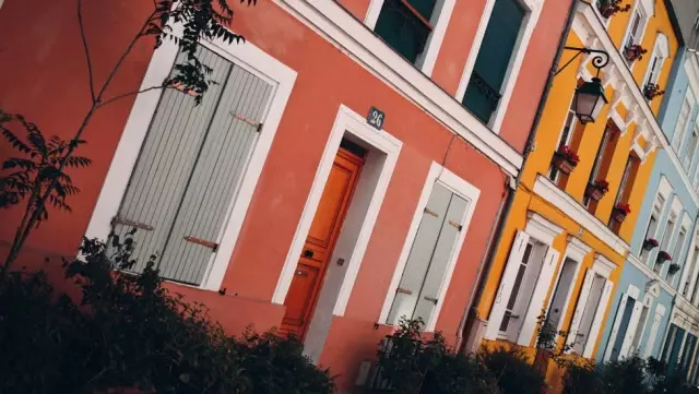 Paris'te Cremieux Sokağı Sakinleri: Instagramcı İstilasından Bıktık