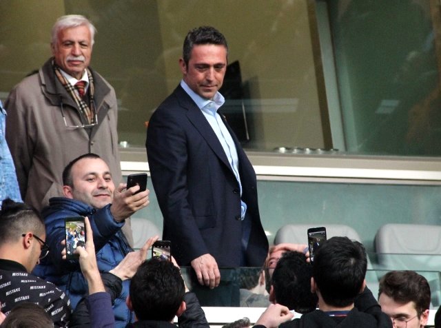 Başakşehir Stadında Fenerbahçe Başkanı Ali Koç'a Yoğun İlgi