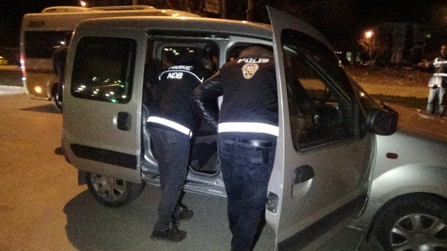 Polis, Gizlice Girdiği Eğlence Merkezlerine Ceza Yağdırdı