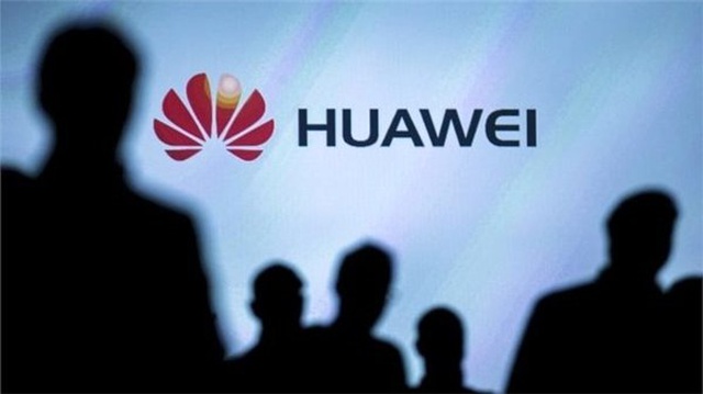 Denize Düşen Yılana Sarılır: ABD ile Sorunlar Yaşayan Huawei, İngiltere ile İşbirliği İçinde