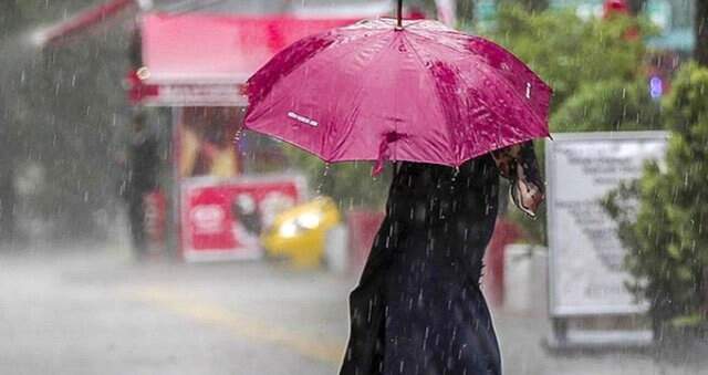 Meteoroloji Uyardı! İstanbul'a Öğle Saatlerinden İtibaren Kuvvetli Yağış Geliyor Meteoroloji Uyardı! İstanbul'a Öğle Saatlerinden İtibaren Kuvvetli Yağış Geliyor