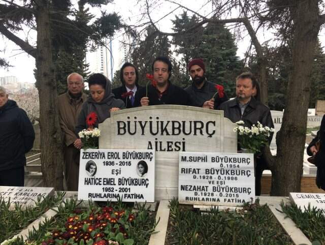 Sanat Camiasından Erol Büyükburç'a Büyük Vefasızlık Sanat Camiasından Erol Büyükburç'a Büyük Vefasızlık