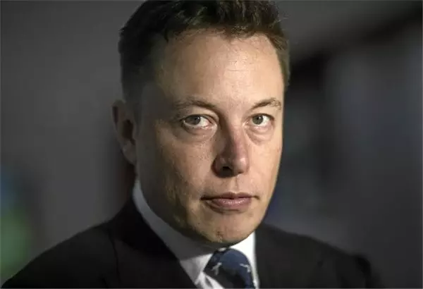 Elon Musk'tan Sec'e Atar: Tweet Atmamı Asla Engelleyemezsiniz