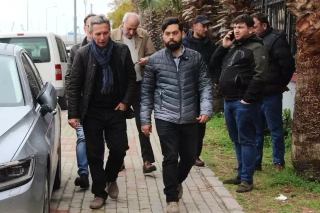 Yakınları, Demet Akbağ'ın Eşi Zafer Çika'nın Cenazesini Teslim Aldı