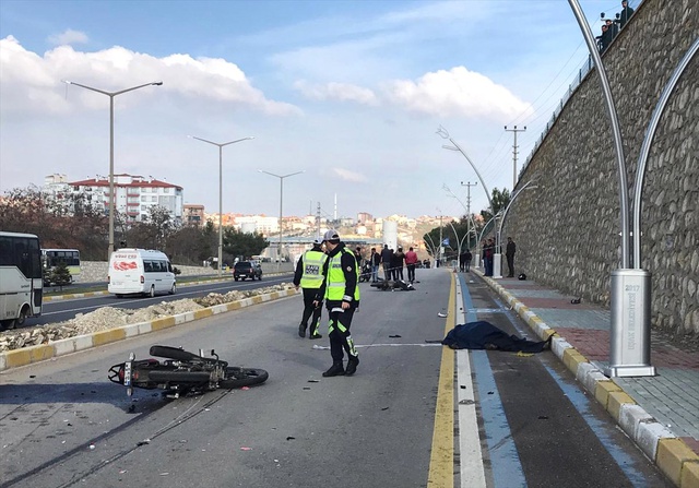 Trafik Polisi, Görevli Gittiği Kaza Yerinde Oğlunun Ölüm Haberini Aldı