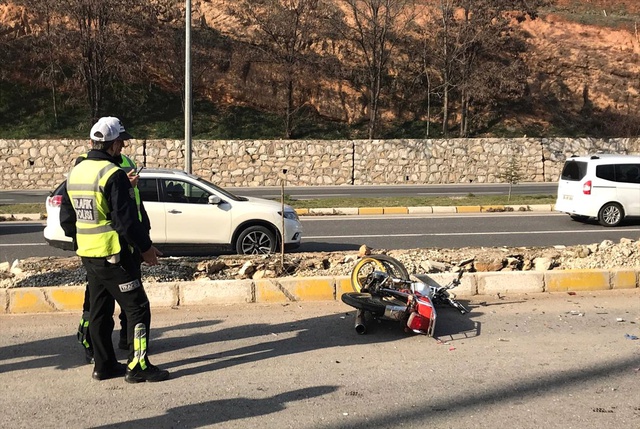 Trafik Polisi, Görevli Gittiği Kaza Yerinde Oğlunun Ölüm Haberini Aldı