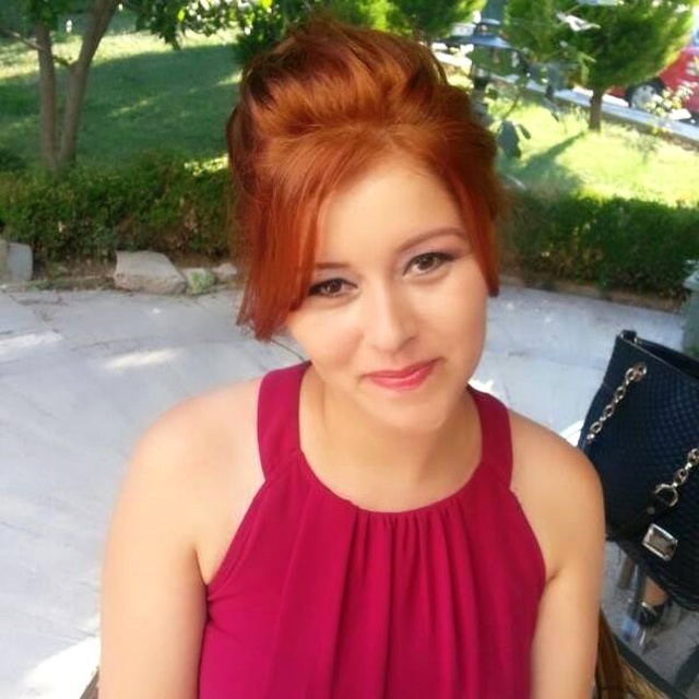 Uyurken <a class='keyword-sd' href='/kalp-krizi-2/' title='Kalp Krizi'>Kalp Krizi</a> Geçiren 1 Çocuk Annesi Kadın, Yatağında Can Verdi