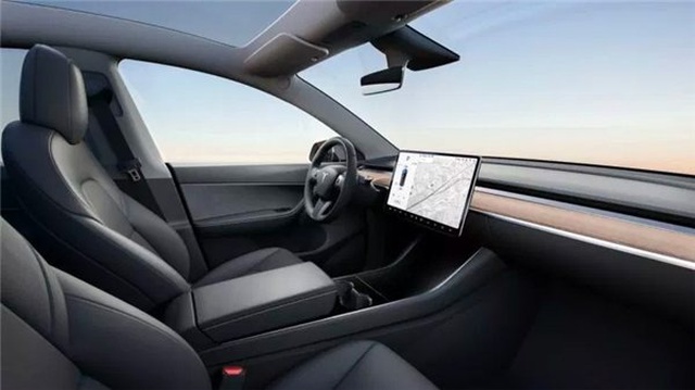 Tesla Model Y'nin Piyasadaki Rakiplerine Fark Attığı 4 Özelliği