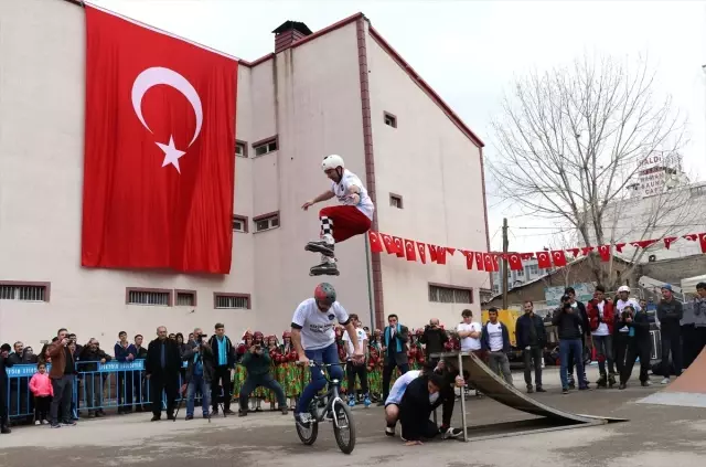 Van'da Alışveriş Festivali Başladı