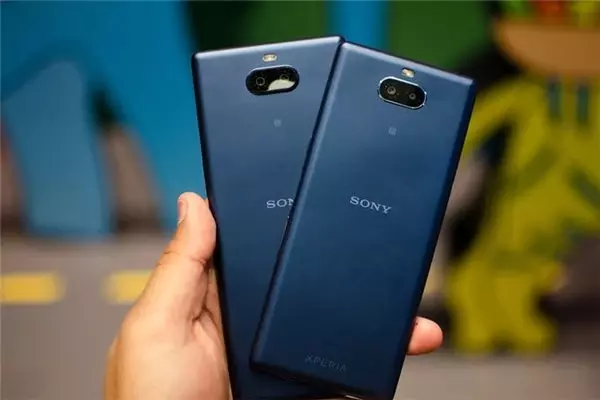 Sony'nin İddialı Telefonu Xperia 10 Plus'ın Kamerası İncelendi (Video)