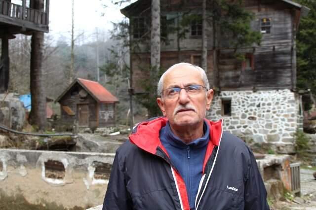 Farklı Bir Alabalık Irkı Geliştirmek İstedi, Ortaya Çift Başlı Alabalık Çıktı