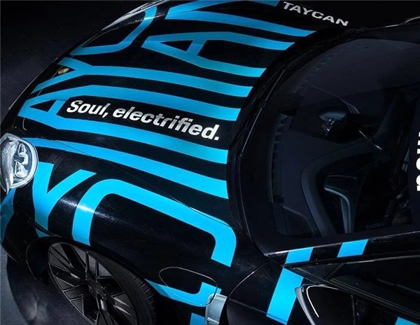 Porsche Taycan'ın Tasarımı Mission-E'ye Benzeyecek