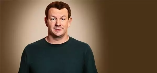  <a class='keyword-sd' href='/whatsapp/' title='Whatsapp'>Whatsapp</a>'ın Kurucu Ortağı Brian Acton, Öğrencilerin Facebook'u Silmesi Gerektiğini Düşünüyor