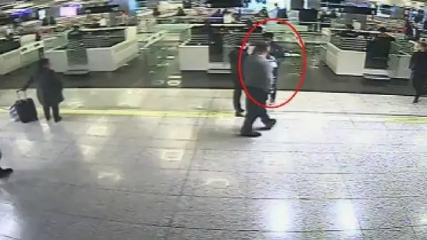 Polisin Şüphelenerek Durduğu Yolcunun Midesinden Piyasa Değeri 200 Bin Lira Olan Uyuşturucu Çıktı