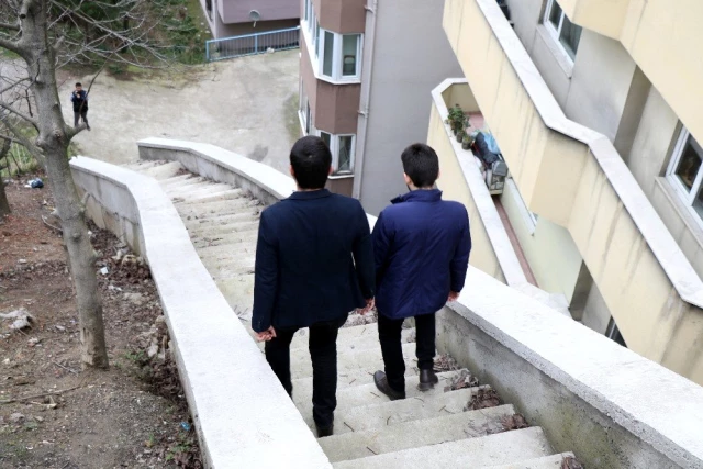 CHP'li Belediyenin Yaptığı Merdiven Karadeniz Fıkralarını Aratmıyor