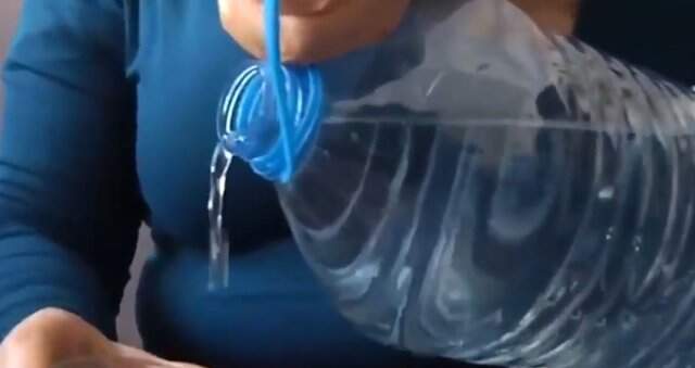 Günde 25 Litre Su İçen 66 Yaşındaki Kadın, Hayat Hikayesiyle Ağızları Açık Bıraktı!