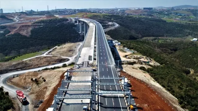 Trafik Çilesini Azaltacak Olan Kuzey Marmara Otoyolu'nun Son Hali Havadan Görüntülendi