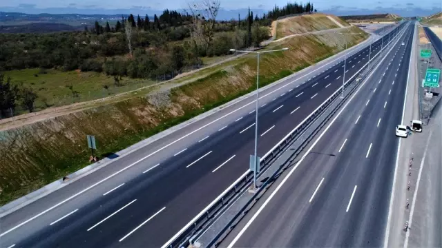 Trafik Çilesini Azaltacak Olan Kuzey Marmara Otoyolu'nun Son Hali Havadan Görüntülendi