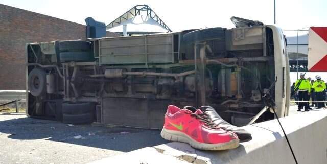 Down Sendromlu Çocukları ve Ailelerini Taşıyan Midibüs Kaza Yaptı! 4'ü Ağır 28 Yaralı Down Sendromlu Çocukları ve Ailelerini Taşıyan Midibüs Kaza Yaptı! 4'ü Ağır 28 Yaralı