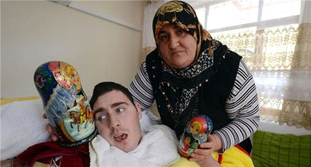 Gülsüm Anne ve Evlat Edindiği Felçli Rus Gencin Hikâyesi Film Oluyor