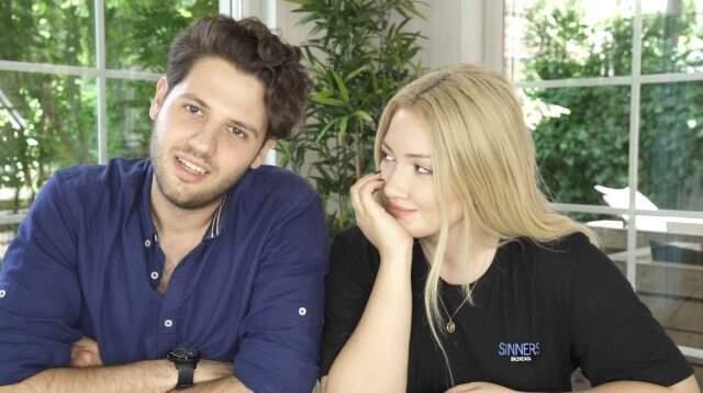 Ödül Törenine Katılan YouTuber Danla Bilic, Sevgilisiyle Dans Etti