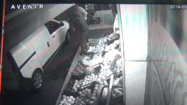 'Alemin Hızlı Delikanlısı, Speedy Mustafa' Telefon Gasbedince Tutuklandı