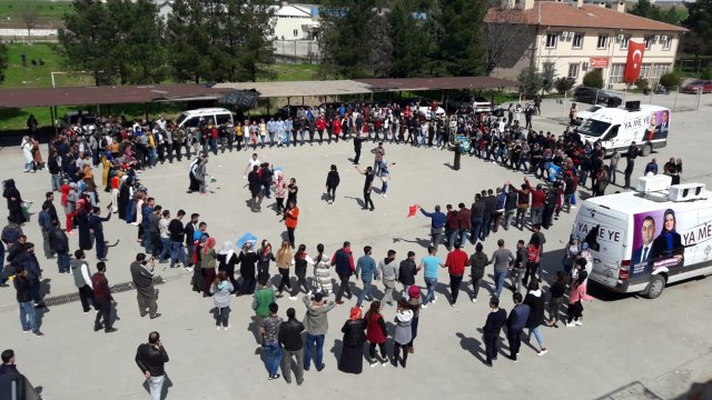 HDP Belediye Eşbaşkan Adayları Dr. Demir ve Korkmaz: Kayyumu Saraya Göndereceğiz