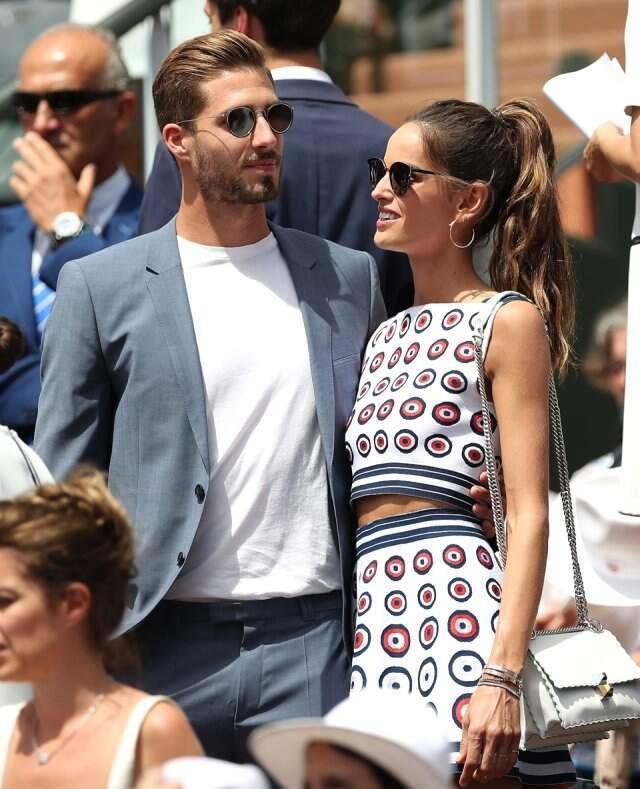 Brezilyalı Model Izabel Goulart, Alman Futbolcu Kevin Trapp İle Evleneceğini Duyurdu