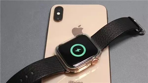 Yeni İphone'lar, Apple Watch ve Airpods'ları Şarj Edebilecekler