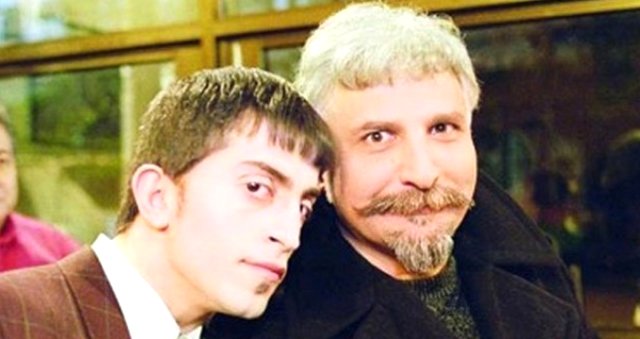 Ekmek Teknesi'nde Ölü Karakterini Canlandıran Mehmet Usta, Sosyal Medyada Gündem Oldu
