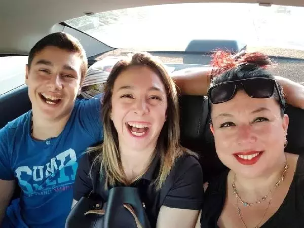 Otomobilinde Ölü Bulunan Kadın Muhtarın Kızı Merve, Aday Oldu