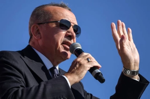 Guardian Ekonomi Editörü: Erdoğan'ın Yabancı Yatırımcıya Karşı Açtığı Savaşın Sonucunda Resesyon...