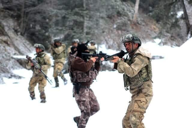 Doğu Karadeniz'de 5 İlde Eş Zamanlı Terör Operasyonu Başlatıldı