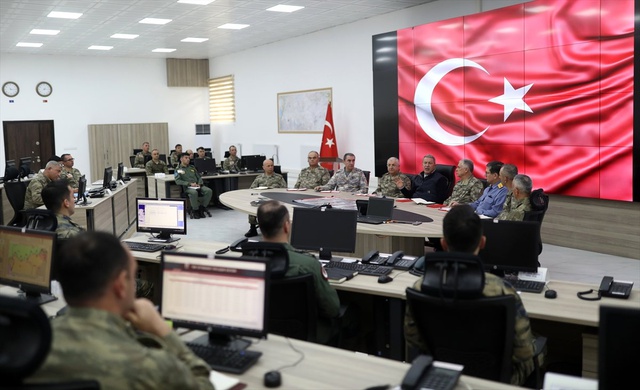 Hulusi Akar Suriye Sınırındaki İleri Müşterek Harekat Merkezinin Açılışına Katıldı