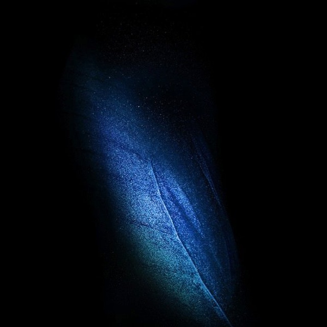 Samsung'un Katlanabilir Akıllı Telefonu Galaxy Fold'un Duvar Kağıtları Ortaya Çıktı (İndirilebilir)
