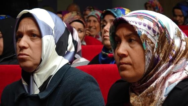 Karabük'te 300 Kişilik Geçici İş İlanına 3 Bin 711 Kişi Başvurdu