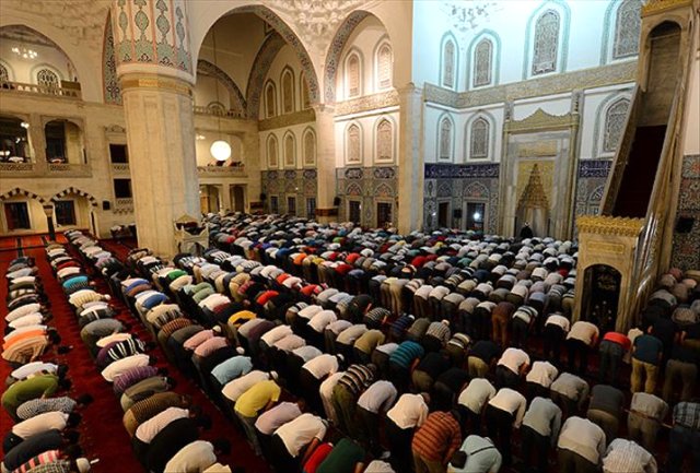 Ramazan Ne Zaman Başlıyor? İlk Oruç Hangi Gün Tutulacak? İşte 2019 Dini Günler Takvimi