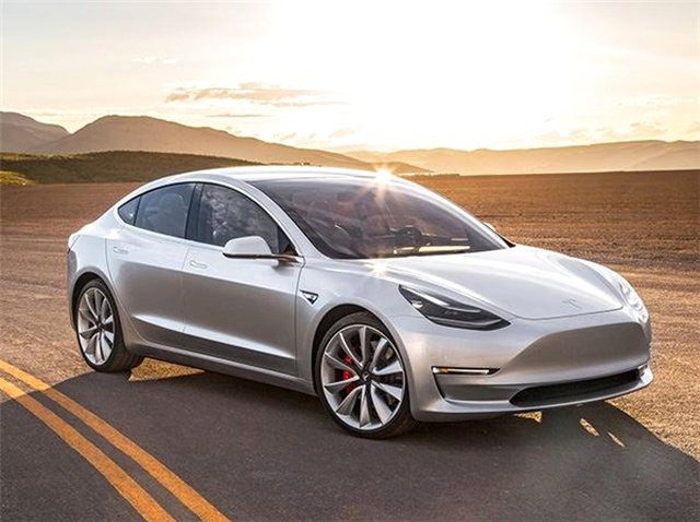 Tesla'nın Standard Range Model 3 Araç Teslimatı Gecikti
