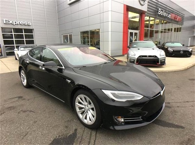 Tesla'nın Standard Range Model 3 Araç Teslimatı Gecikti