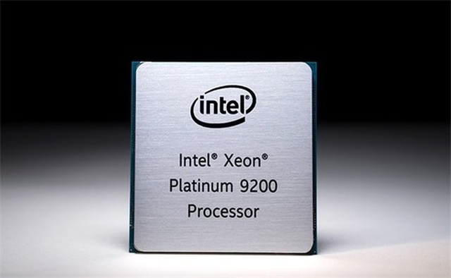 Intel'in Kürek Kürek Çekirdek Attığı, 56 Çekirdekli İşlemcisi Xeon Platinum Tanıtıldı