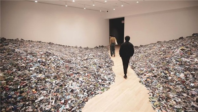 Toplam 350,000 Flickr Fotoğrafından Oluşan Sanat Eseri