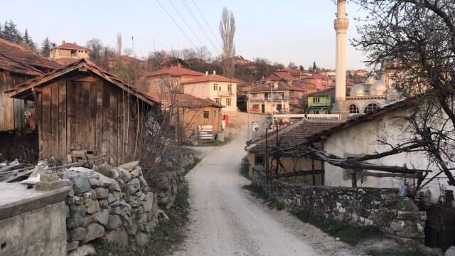 22 Oyla Seçimi Kaybetmesine Rağmen Muhtar Oldu, Köy Ayaklandı Seçimi Kaybeden Muhtar, Seçilen Adayın Foyasını Ortaya Çıkardı! Köy Karıştı
