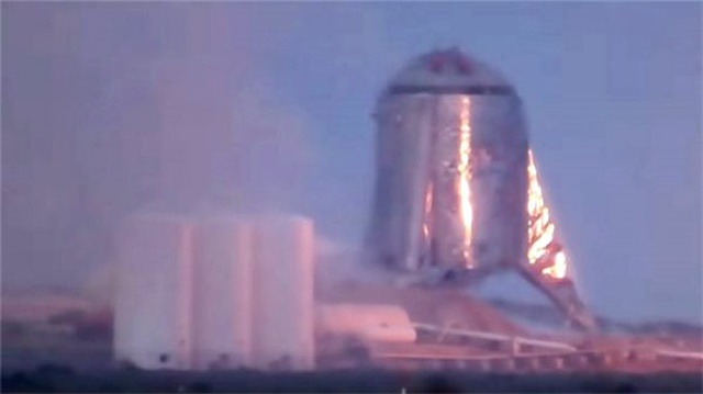 <a class='keyword-sd' href='/spacex/' title='Spacex'>Spacex</a>'in 100 Kişi Taşıma Kapasiteli Starship Aracının İlk Motor Testi Gerçekleştirildi