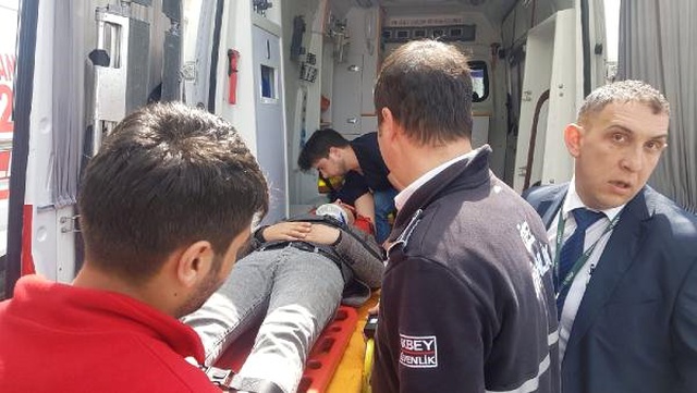 İstanbul'daki Fuar Alanında Stant Devrildi: Yaralılar Var