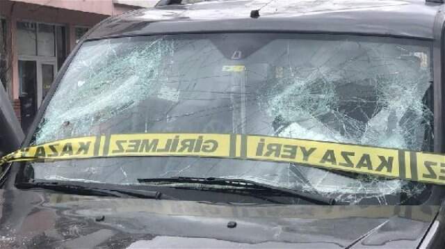 Aracın Önünü Kesip, İçindeki 4 Kişiyi Sopalarla Dövdüler Köyde Çıkan Seçim Kavgası Kente Taşındı! 4 Kişiyi Sopalarla Dövdüler